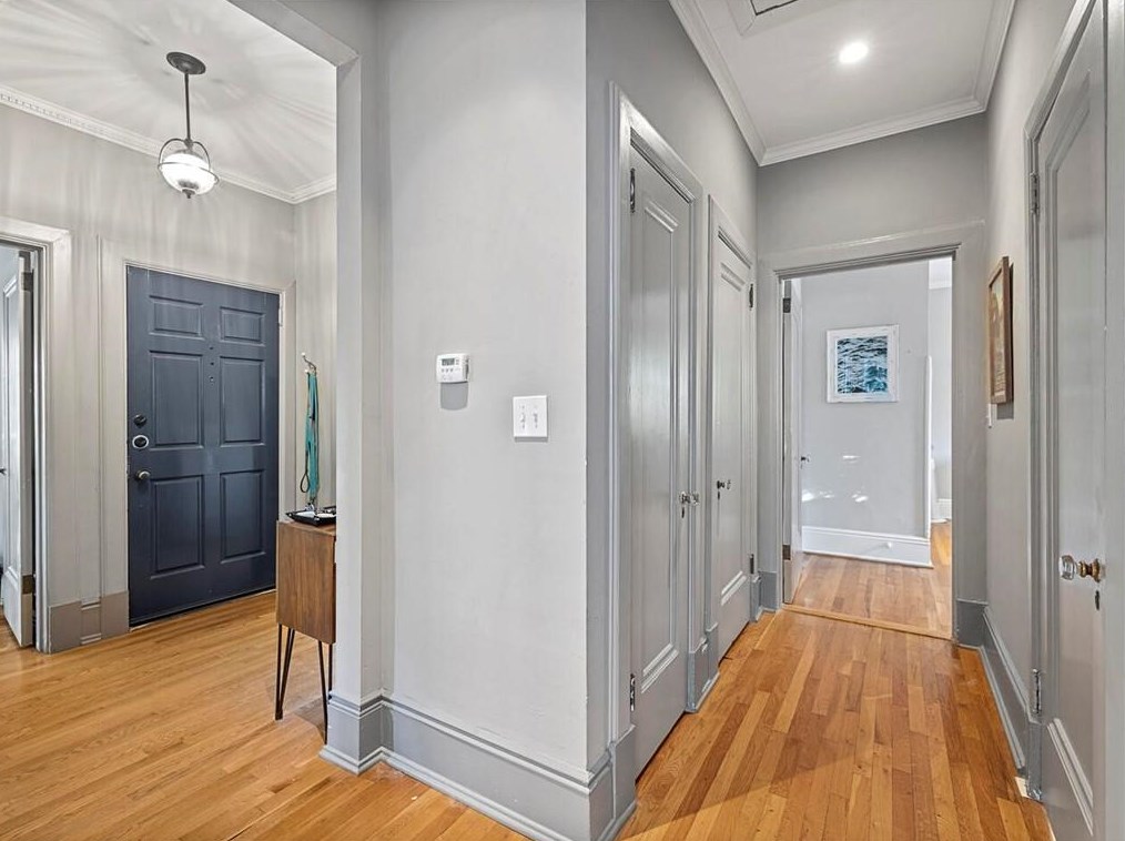 1868 Wycliff Rd, Atlanta GA  30309-1810 exterior