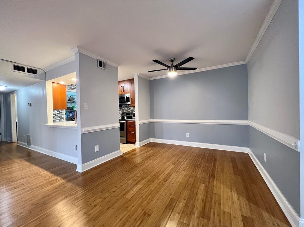 905 Tuxworth Cir, Decatur GA  30033-5625 exterior