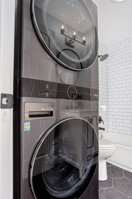 3433 Glen Rd, Decatur GA  30032-2507 exterior