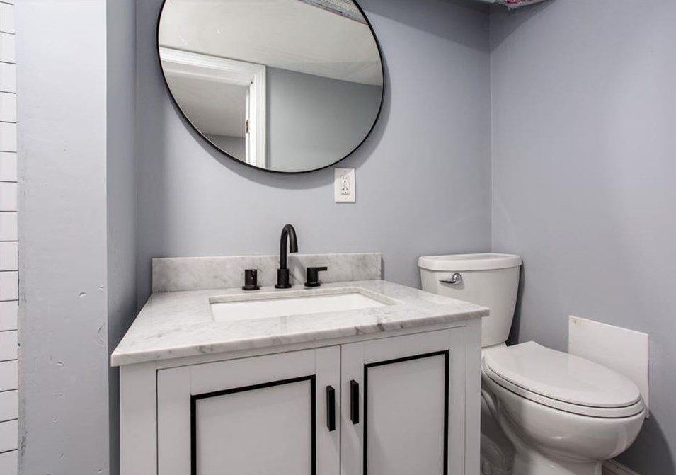 3433 Glen Rd, Decatur GA  30032-2507 exterior