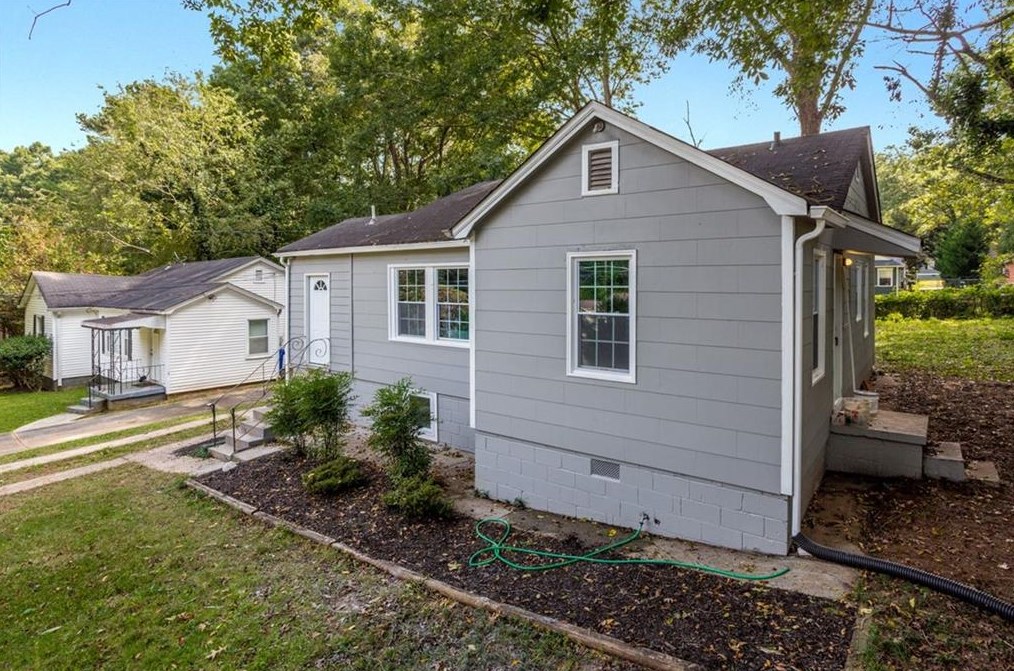 3433 Glen Rd, Decatur GA  30032-2507 exterior