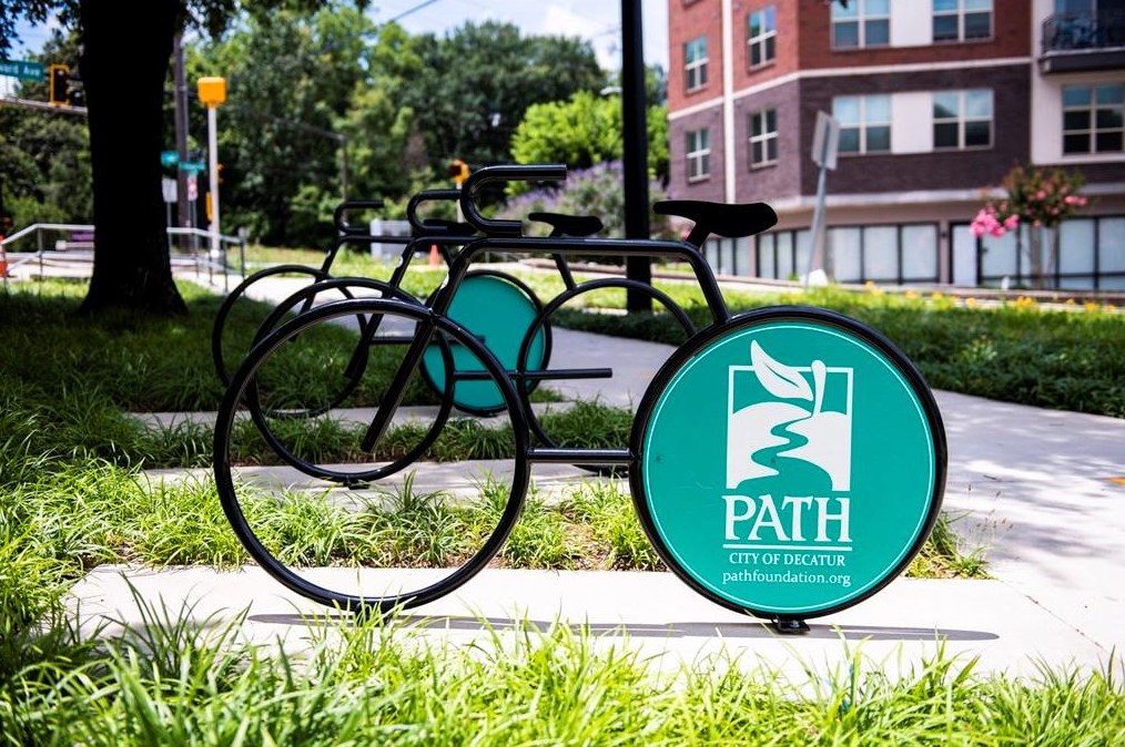 2540 Talley St, Decatur GA  30030-0041 exterior