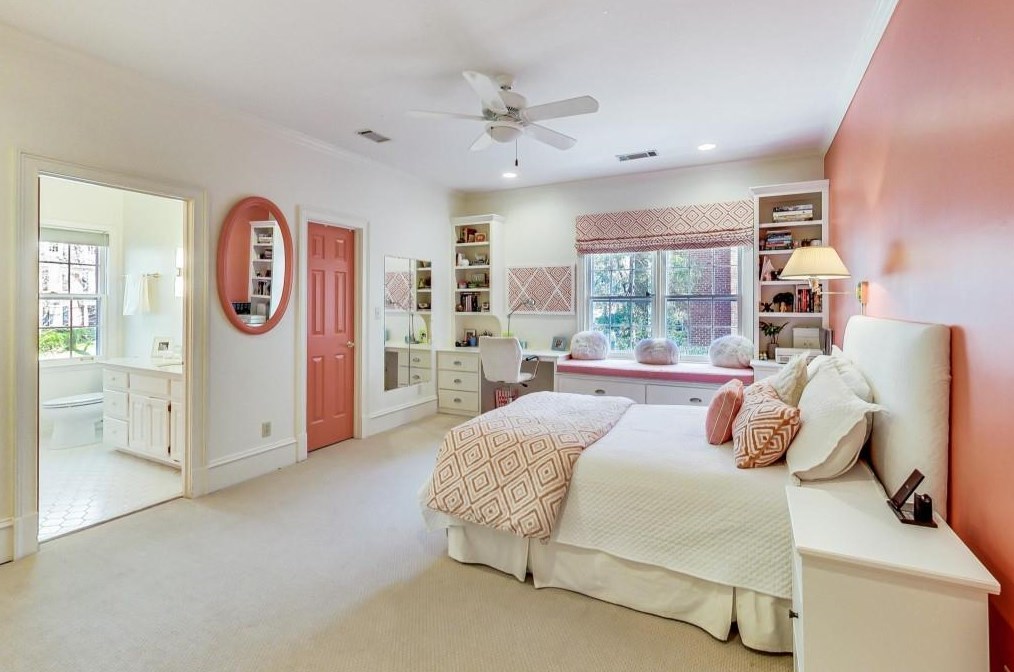 1302 Wesley Pl, Atlanta GA  30327-1712 exterior