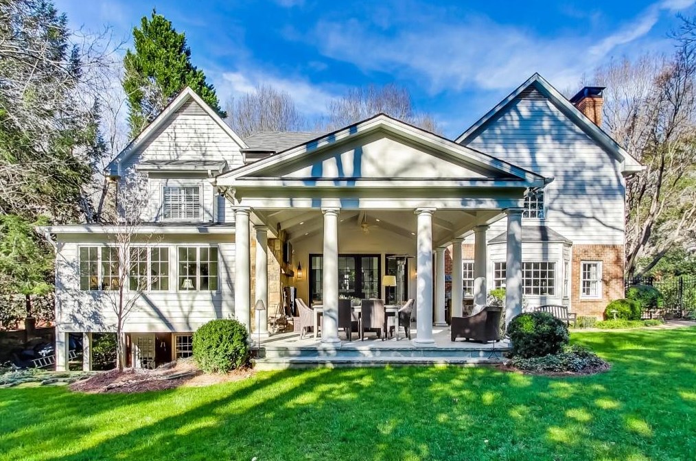 1302 Wesley Pl, Atlanta GA  30327-1712 exterior