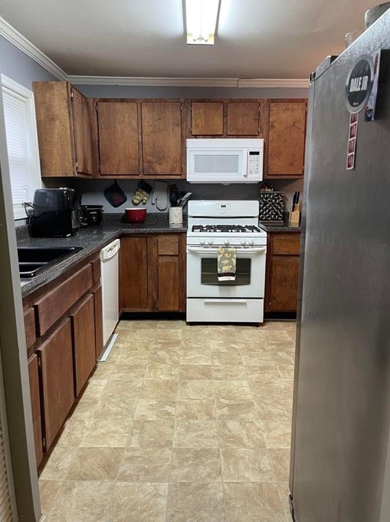 190 Pne Dr, Calhoun GA 30701-1629 exterior