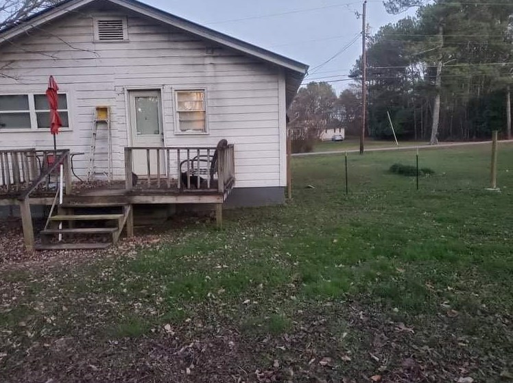 190 Pne Dr, Calhoun GA 30701-1629 exterior