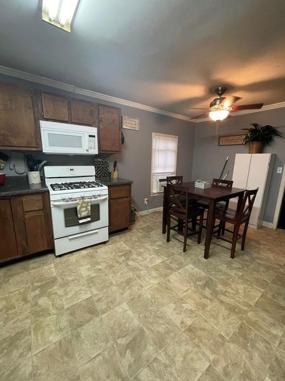 190 Pne Dr, Calhoun GA 30701-1629 exterior