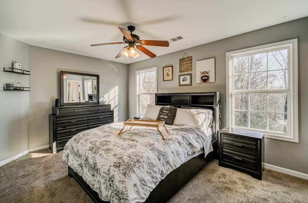 179 Levi St, Calhoun GA 30701-8018 exterior