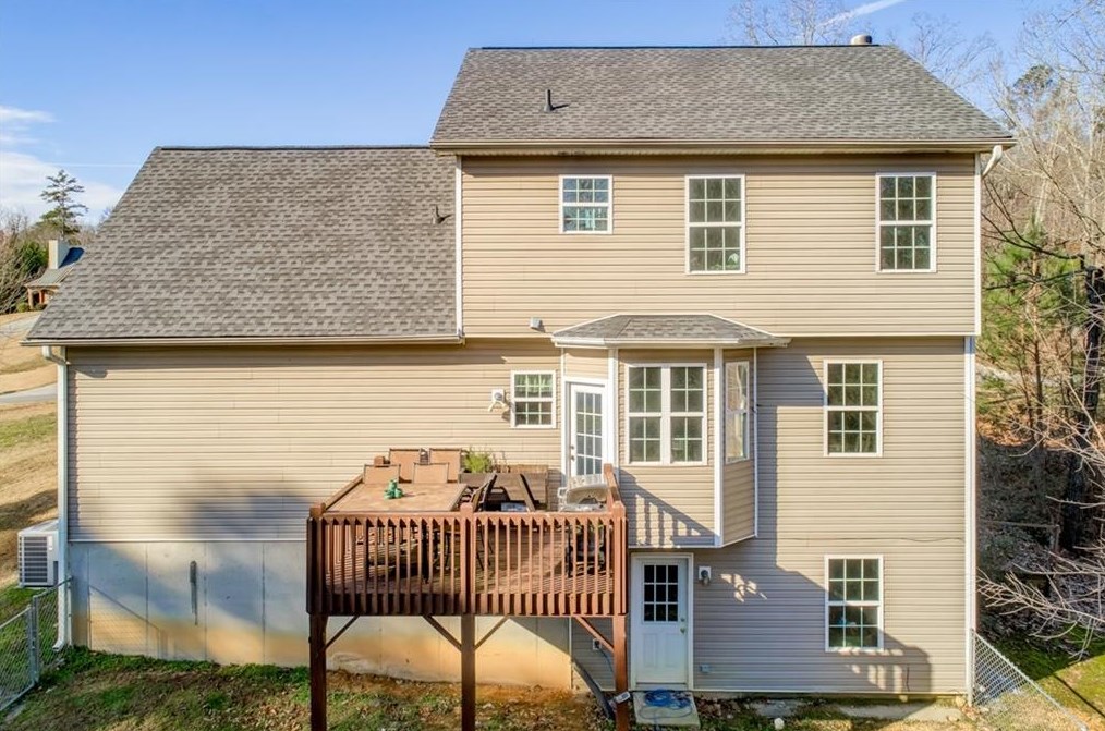 179 Levi St, Calhoun GA 30701-8018 exterior