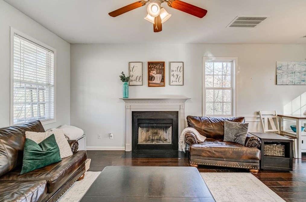 179 Levi St, Calhoun GA 30701-8018 exterior