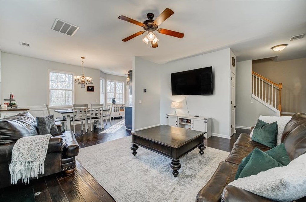 179 Levi St, Calhoun GA 30701-8018 exterior