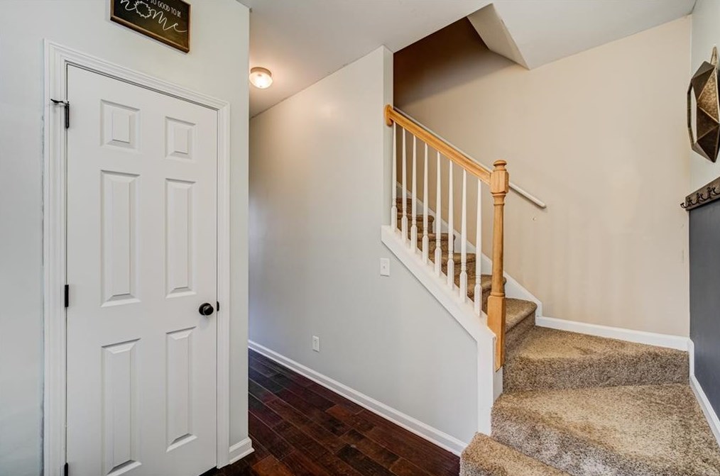 179 Levi St, Calhoun GA 30701-8018 exterior