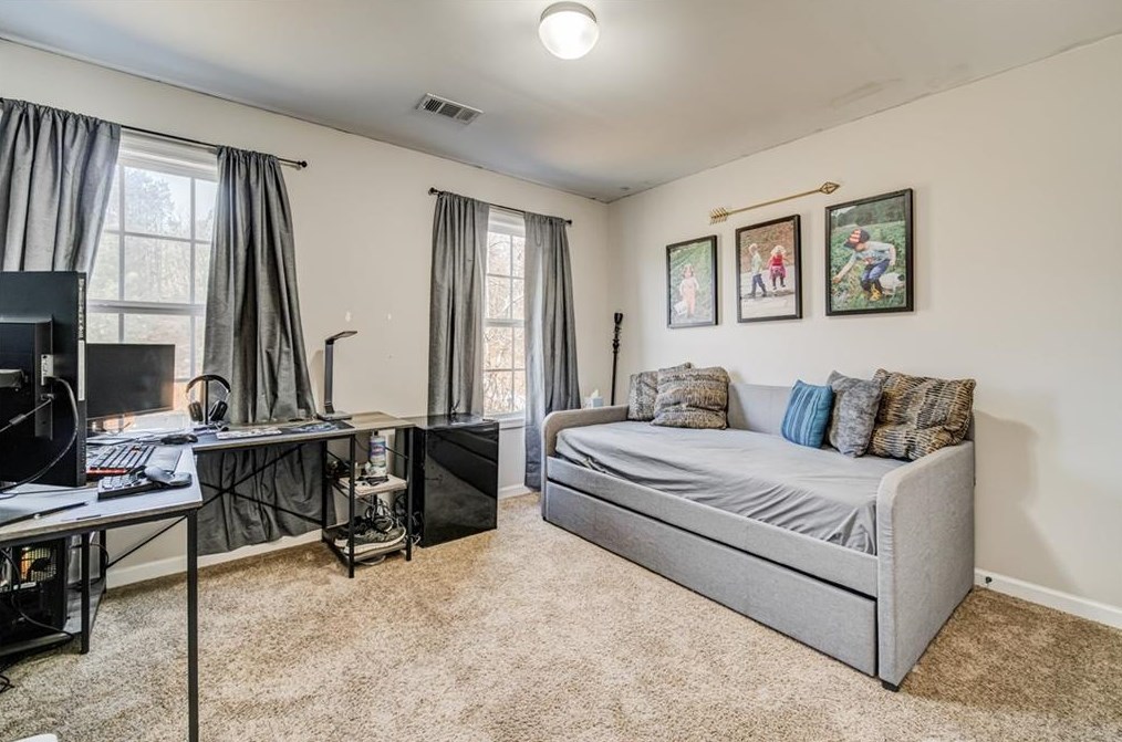 179 Levi St, Calhoun GA 30701-8018 exterior