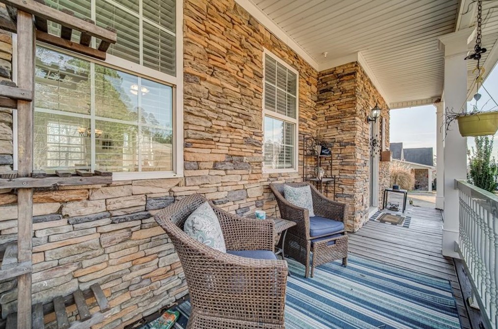 179 Levi St, Calhoun GA 30701-8018 exterior