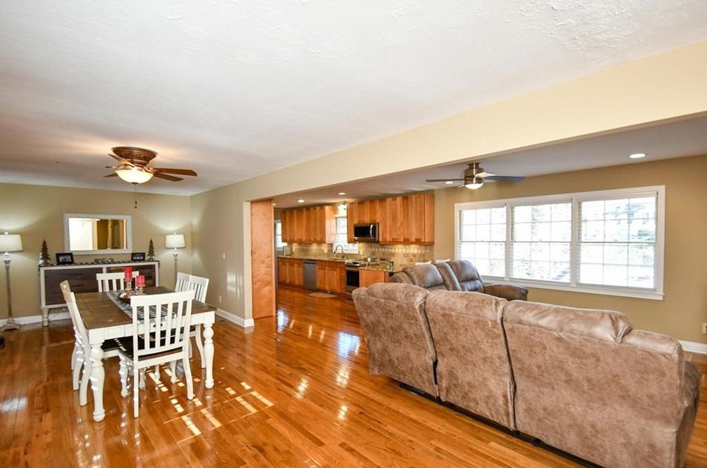 1505 Robinhood Trl, Gainesville GA  30501-2427 exterior