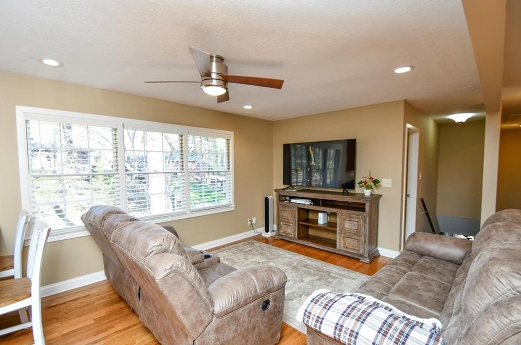 1505 Robinhood Trl, Gainesville GA  30501-2427 exterior