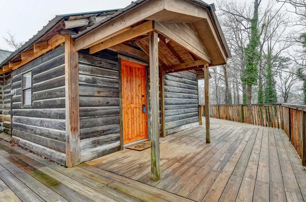 3948 Lehigh Blvd, Decatur GA  30034-5814 exterior