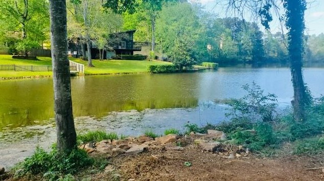 3948 Lehigh Blvd, Decatur GA  30034-5814 exterior