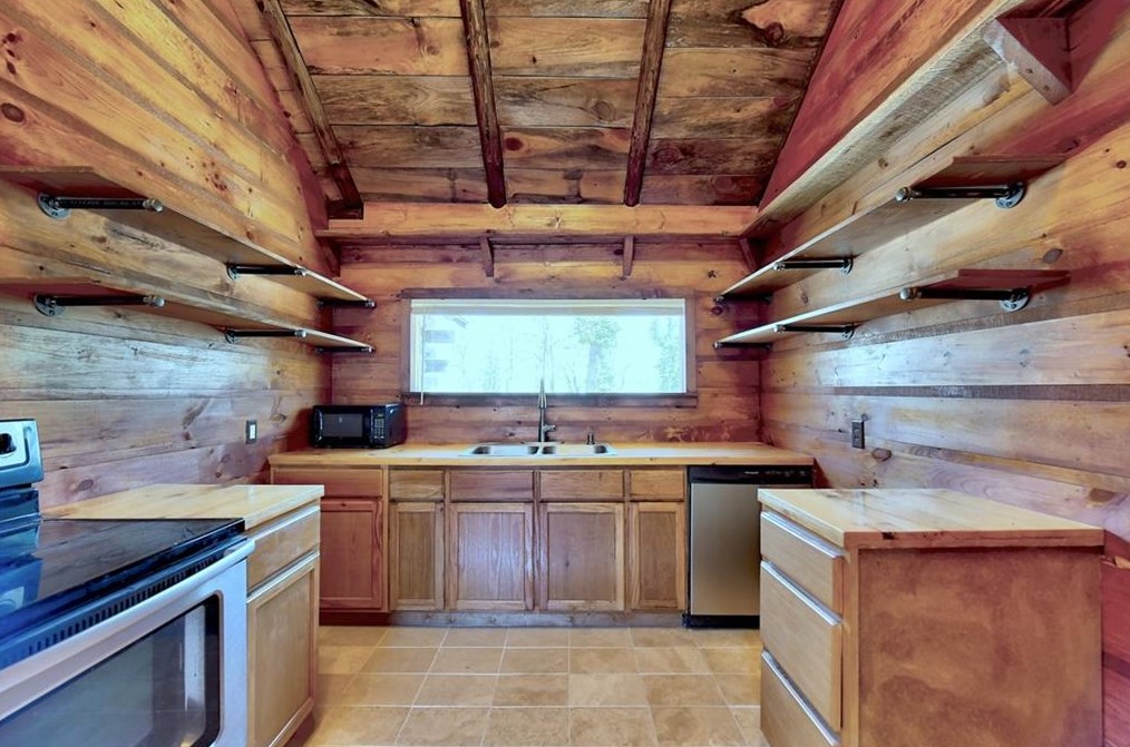 3948 Lehigh Blvd, Decatur GA  30034-5814 exterior