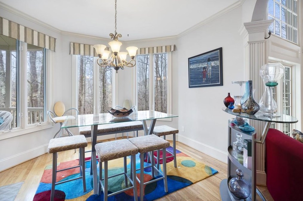 1325 Smt Rd, Alpharetta GA 30004-3528 exterior