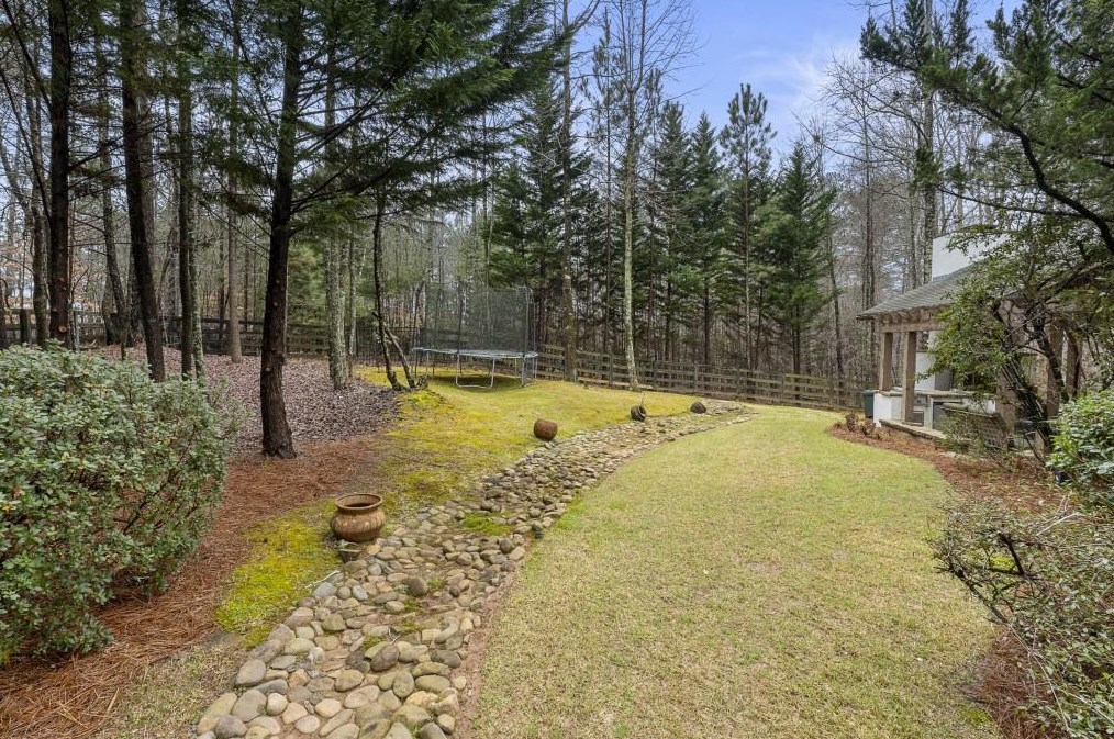 1325 Smt Rd, Alpharetta GA 30004-3528 exterior