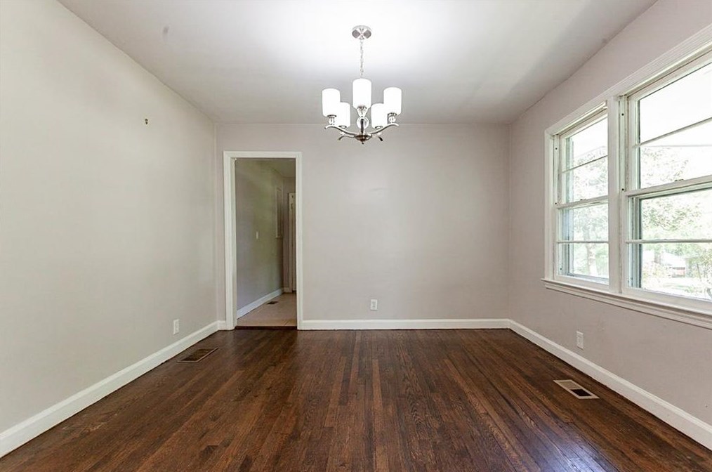 2854 Mitchell Dr, Decatur GA  30032-4232 exterior