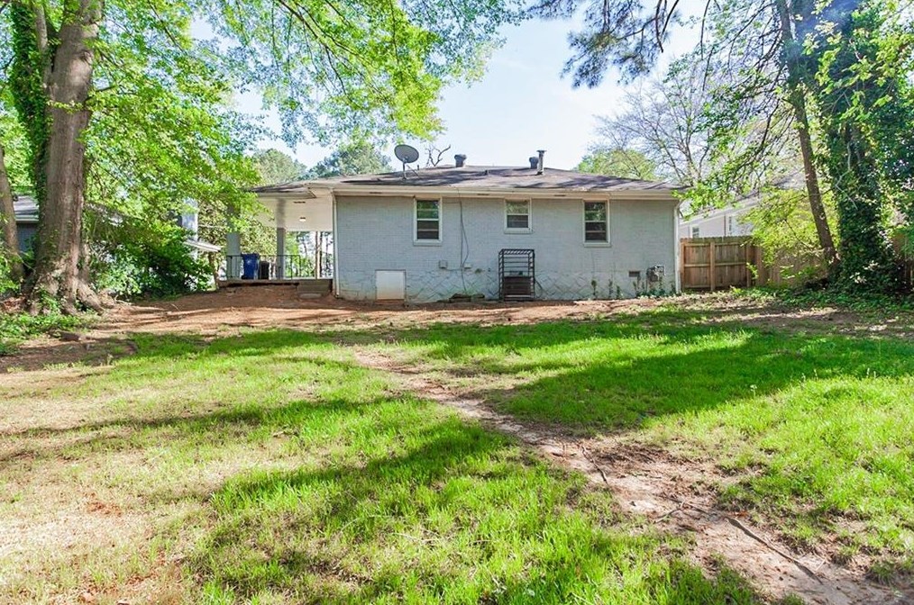 2854 Mitchell Dr, Decatur GA  30032-4232 exterior