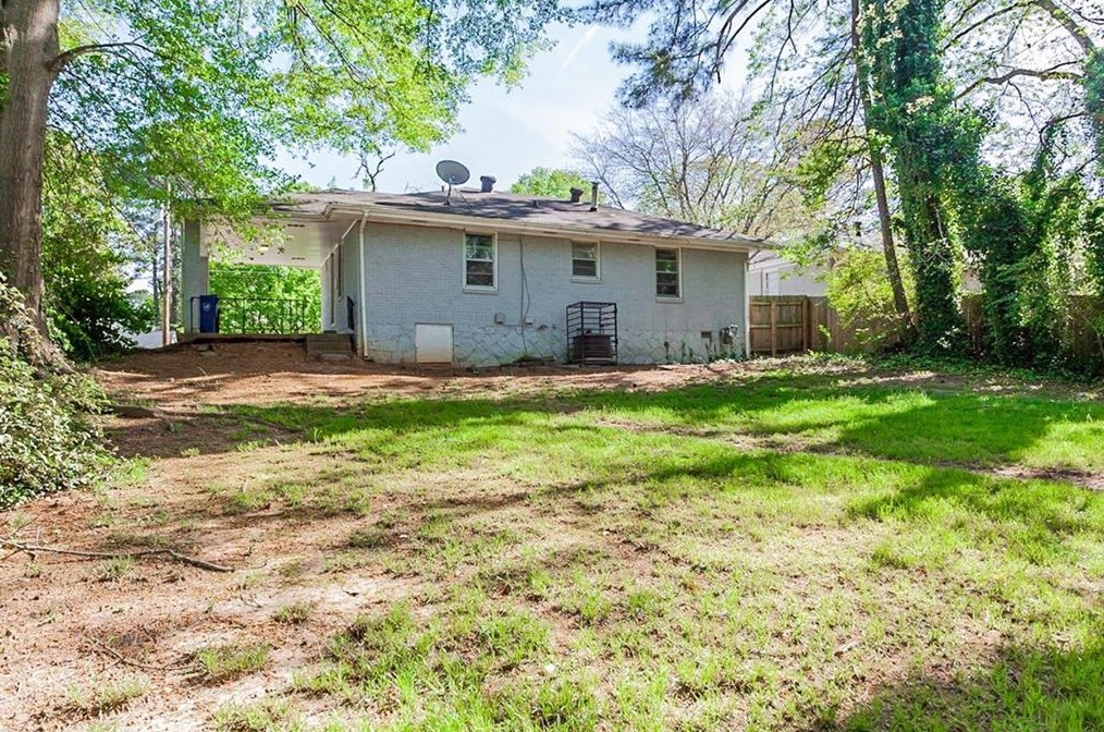 2854 Mitchell Dr, Decatur GA  30032-4232 exterior