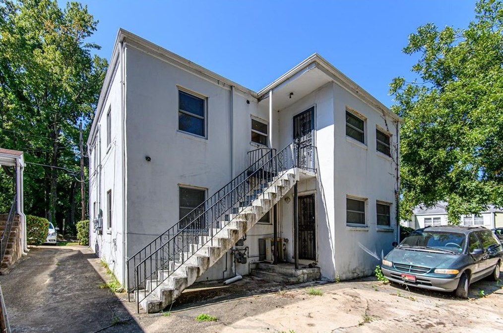 1057 Washington Heights Ter, Atlanta GA  30314-2824 exterior