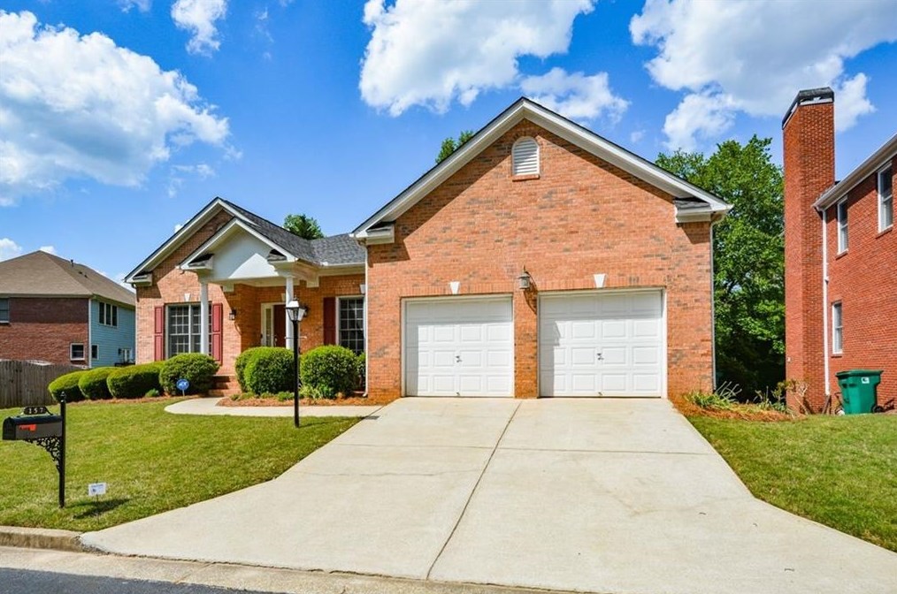 157 Ennisbrook Dr, Smyrna GA  30082-2450 exterior
