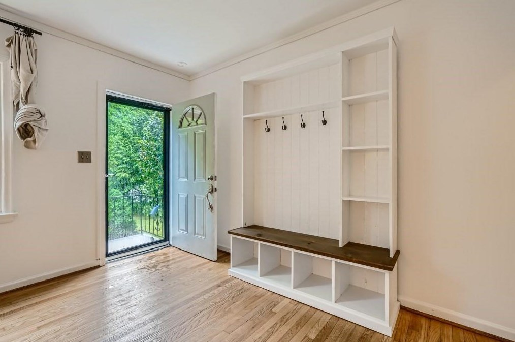 1131 Forrest Blvd, Decatur GA 30030-4737 exterior