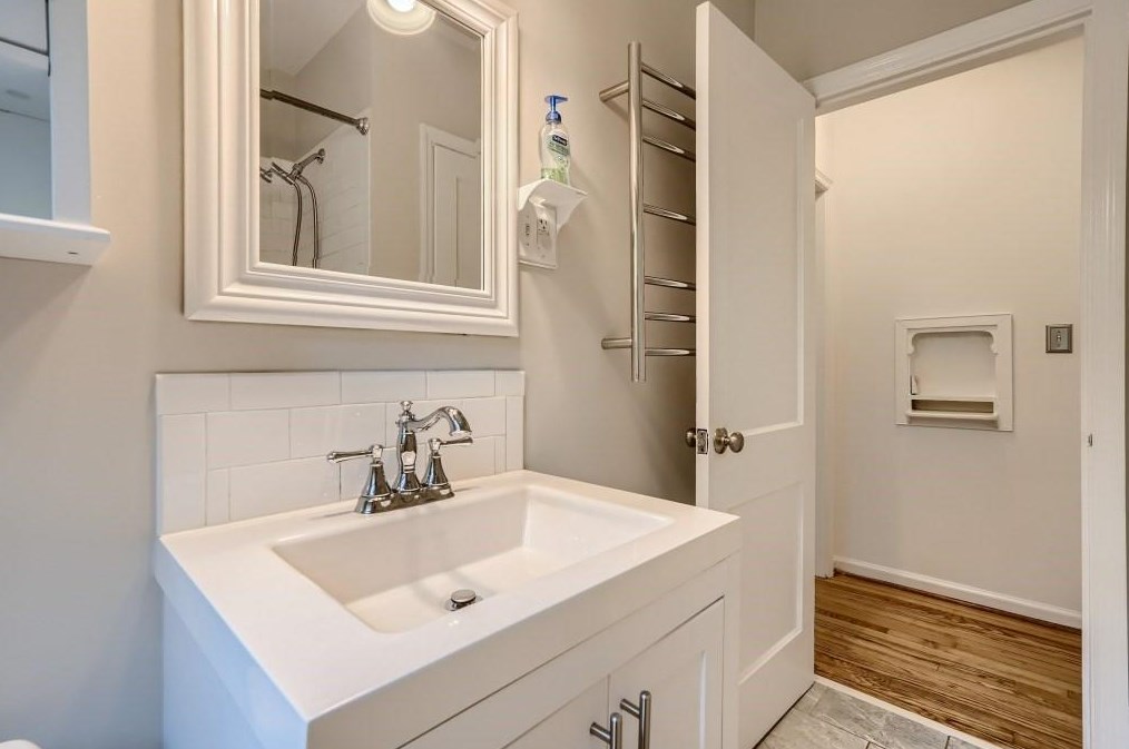 1131 Forrest Blvd, Decatur GA 30030-4737 exterior