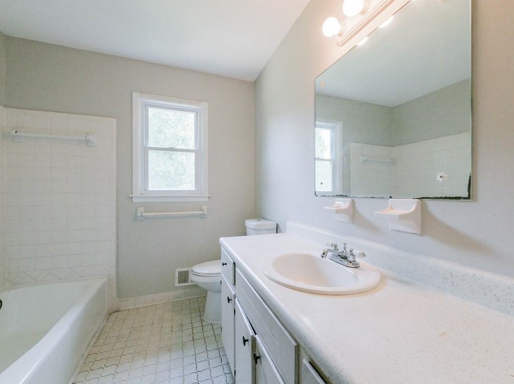 2361 Manassas Ln, Decatur GA  30034-2666 exterior