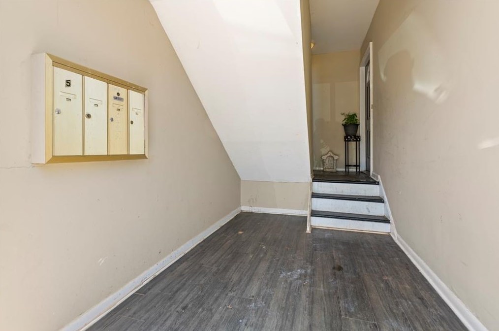 145 Northwood Dr, Atlanta GA  30342-1036 exterior
