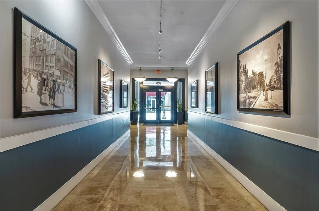 800 Peachtree St, Atlanta GA  30308-1258 exterior