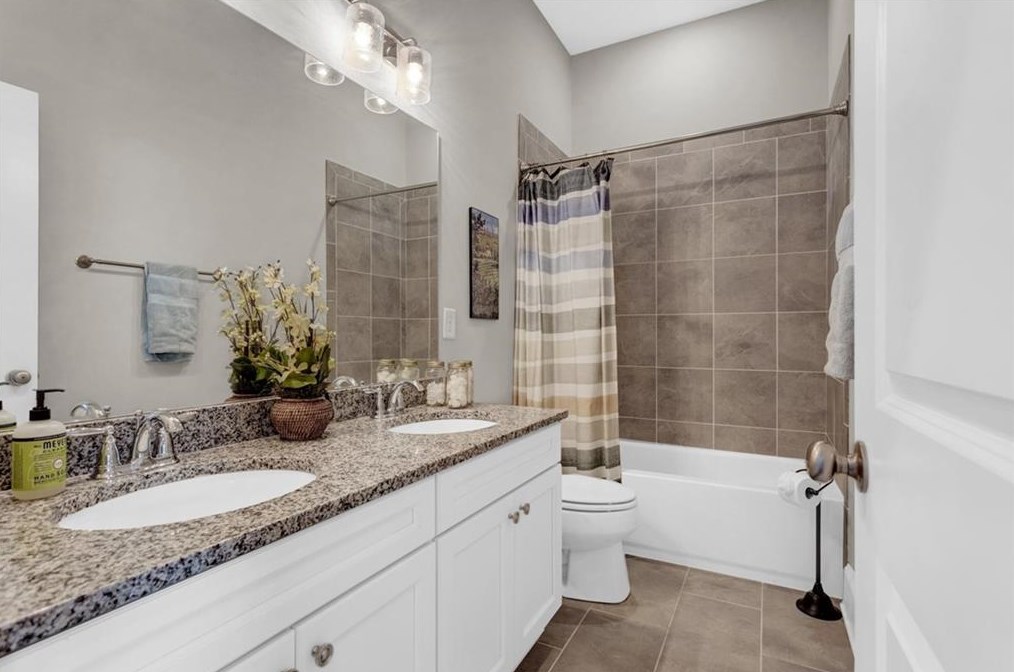 146 Canton St, Alpharetta GA 30009-3670 exterior