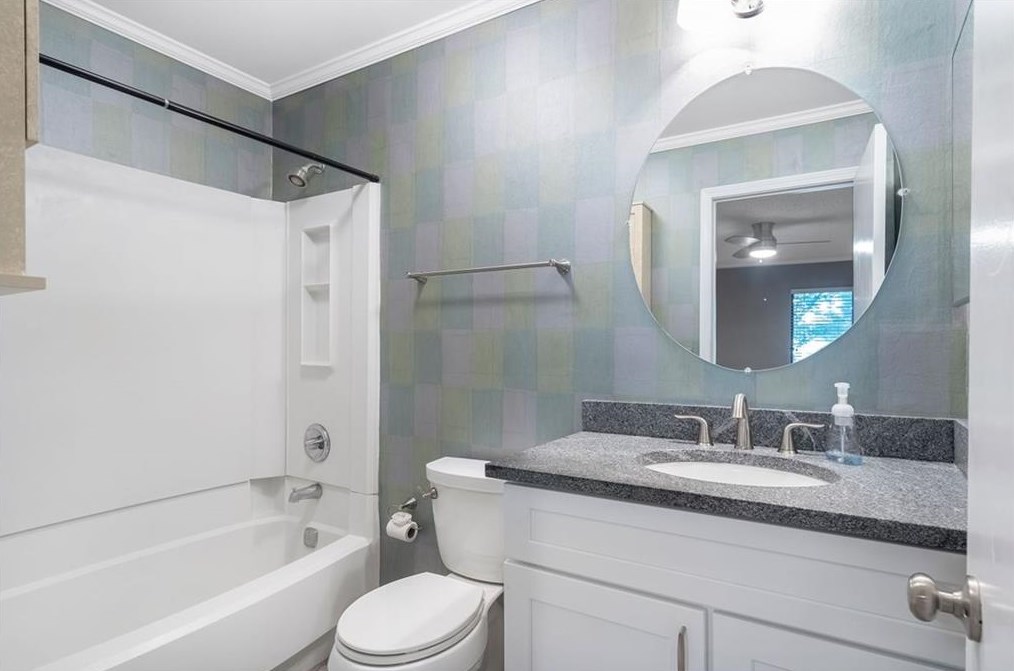 1411 Wingate Way, Atlanta GA  30350-4965 exterior
