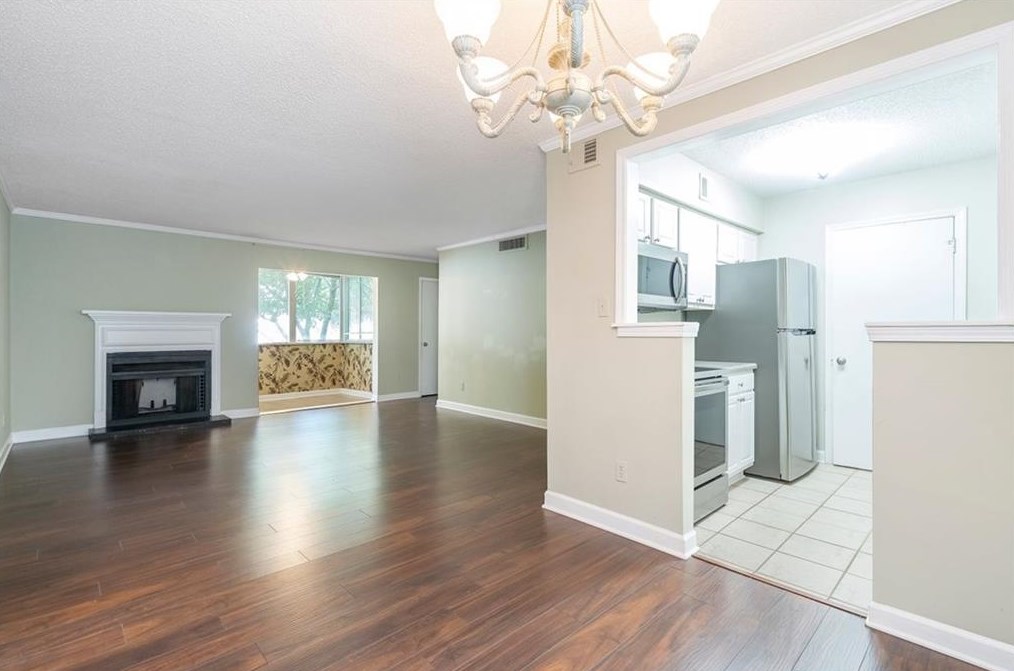 1411 Wingate Way, Atlanta GA  30350-4965 exterior