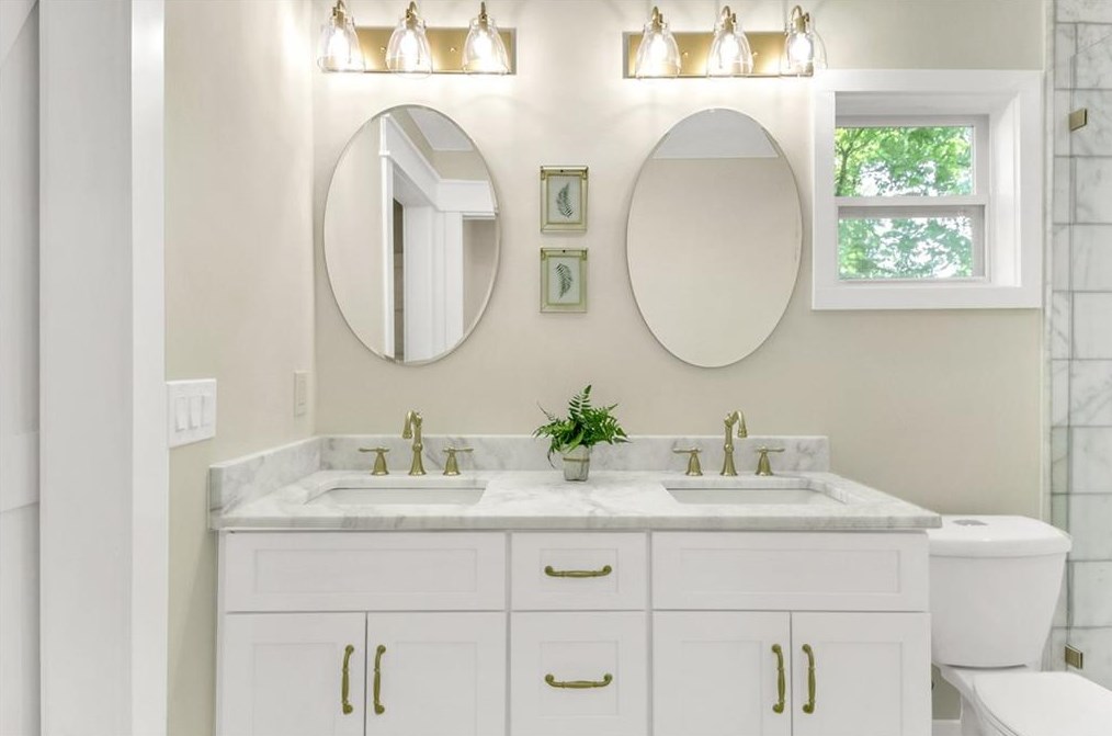 445 Concord Ln, Smyrna GA  30082-3217 exterior