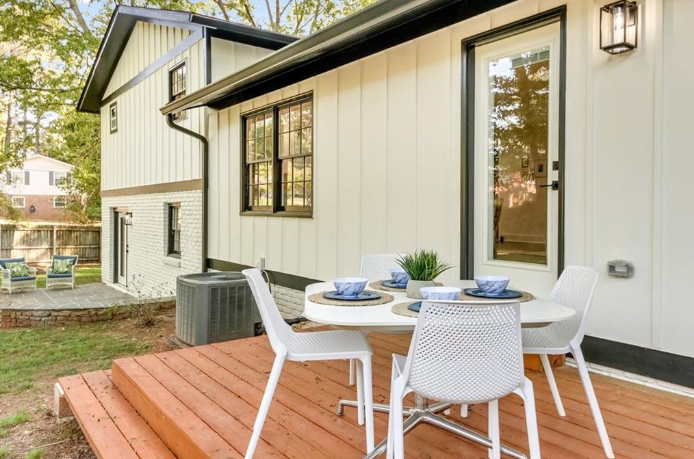 445 Concord Ln, Smyrna GA  30082-3217 exterior