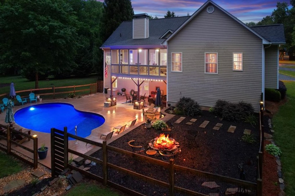 4140 Ponderosa Ln, Gainesville GA 30506-7300 exterior