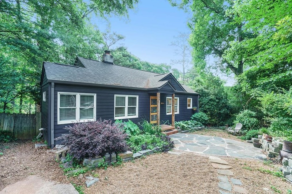 1420 Catherine St, Decatur GA  30030-4505 exterior