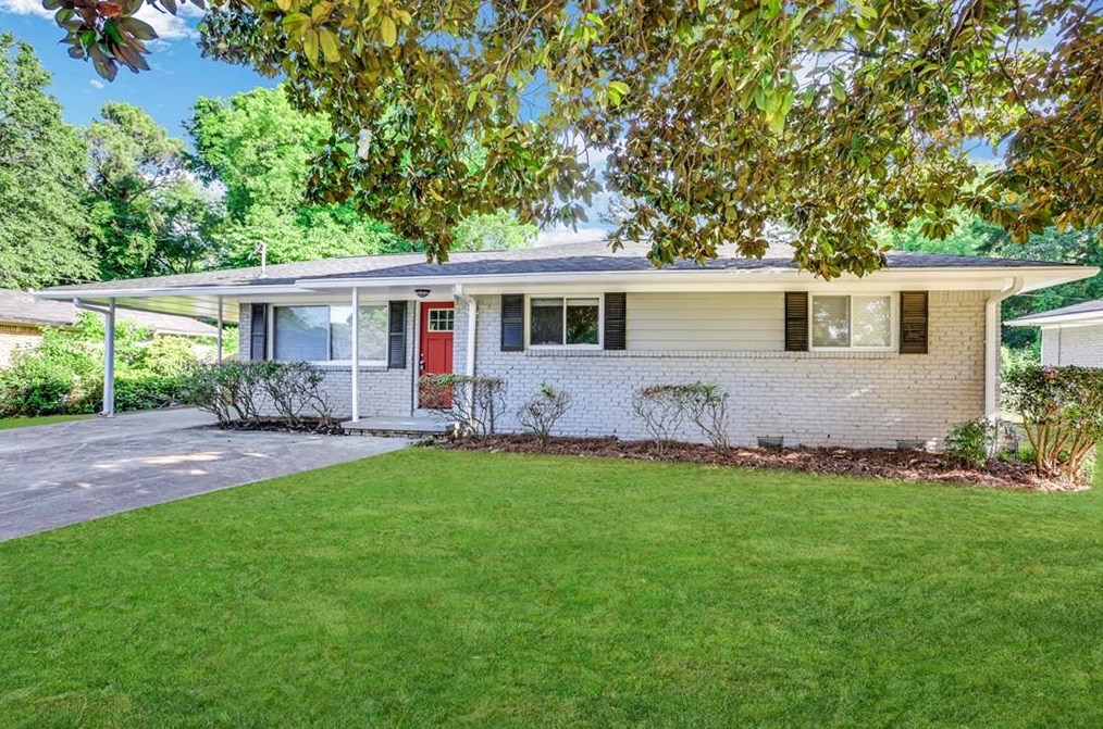 3771 Brookcrest Cir, Decatur GA  30032-3806 exterior