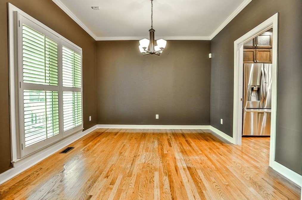 103 Cottonwood Pl, Decatur GA  30030-2973 exterior