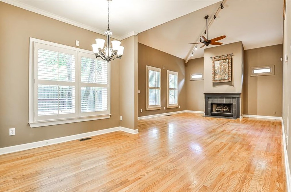 103 Cottonwood Pl, Decatur GA  30030-2973 exterior