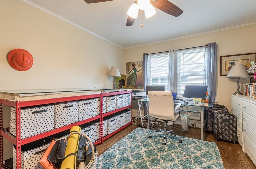 2231 Newnan St, Atlanta GA  30344-2541 exterior