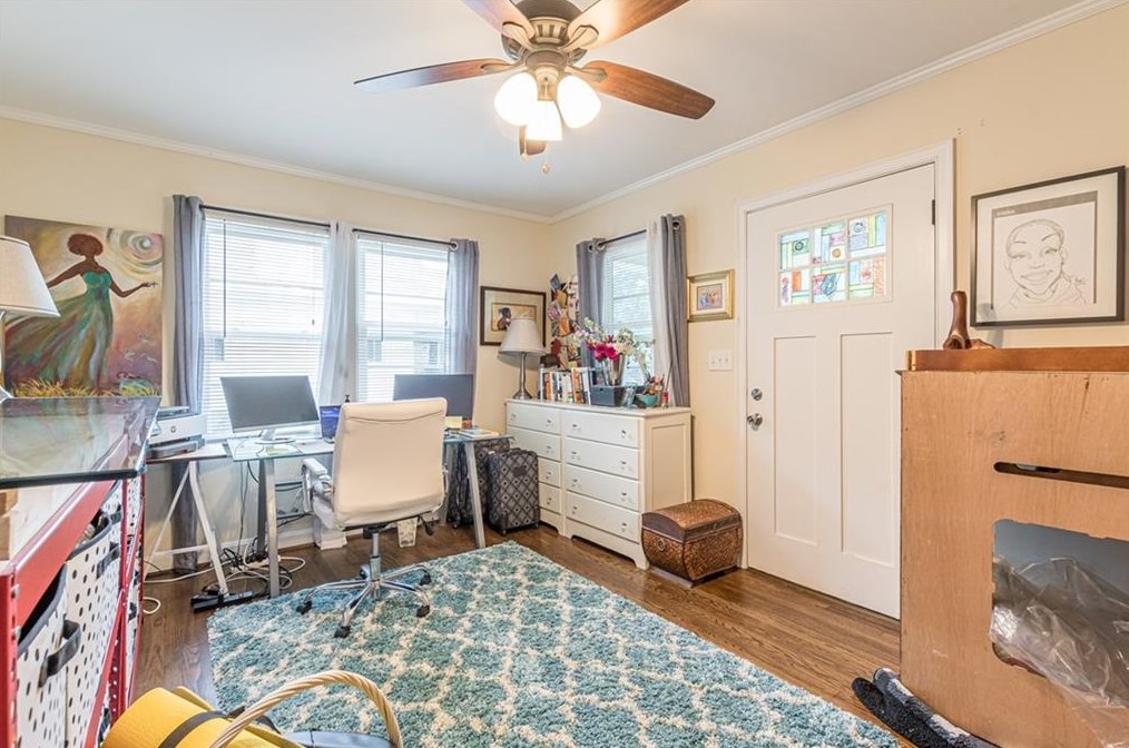 2231 Newnan St, Atlanta GA  30344-2541 exterior