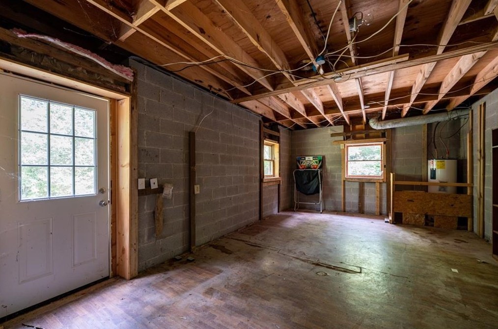 297 Scott Cir, Calhoun GA  30701-7939 exterior