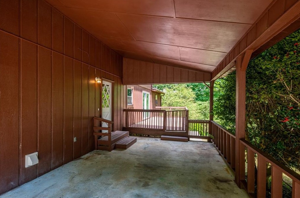 297 Scott Cir, Calhoun GA  30701-7939 exterior