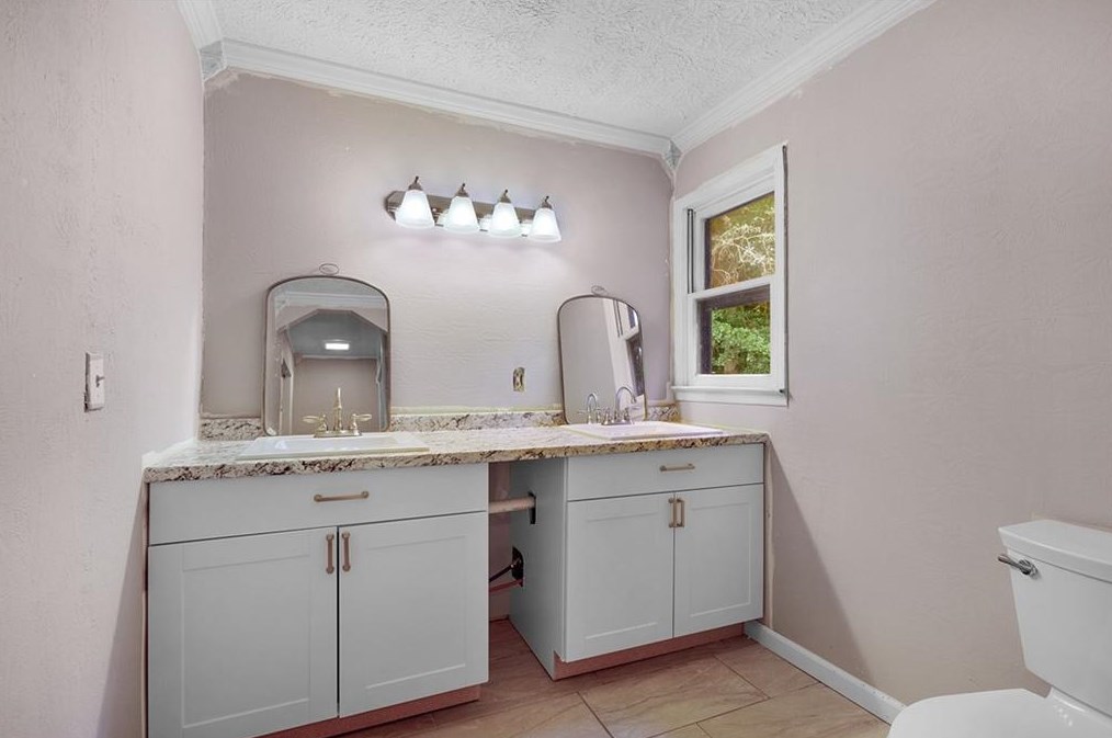 297 Scott Cir, Calhoun GA  30701-7939 exterior